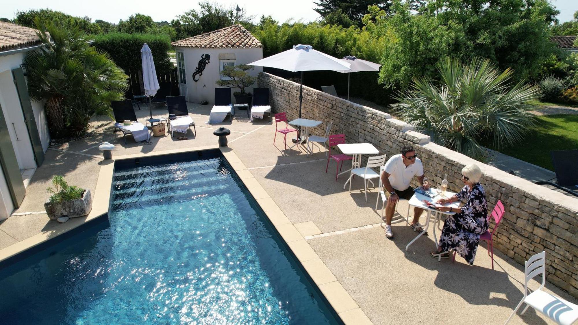 Hotel L'ile Sous Le Vent 3*